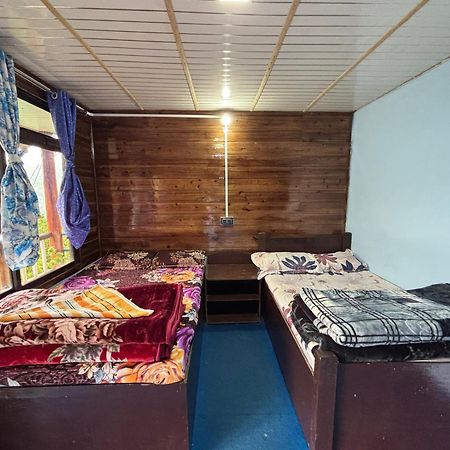 דרג'ילינג Hosanna Homestay מראה חיצוני תמונה
