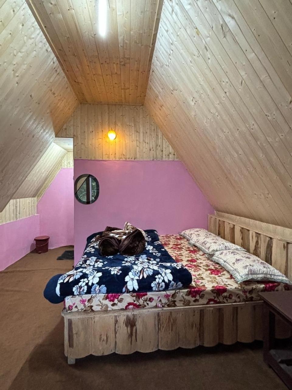 דרג'ילינג Hosanna Homestay מראה חיצוני תמונה