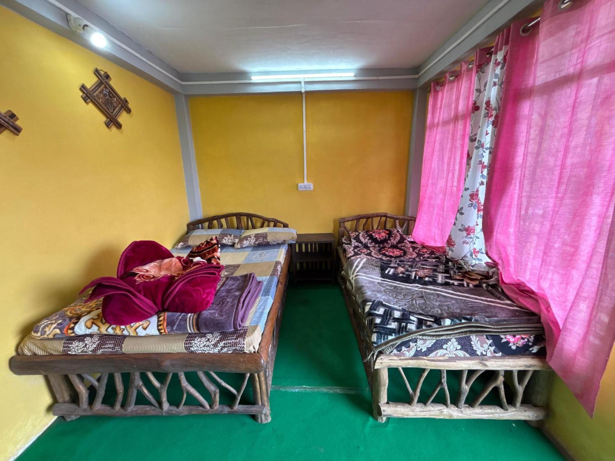 דרג'ילינג Hosanna Homestay מראה חיצוני תמונה
